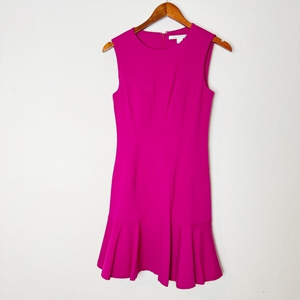 Diane von Furstenberg Jaelyn pink sleeveless flare bottom dress - Picture 3 of 10
